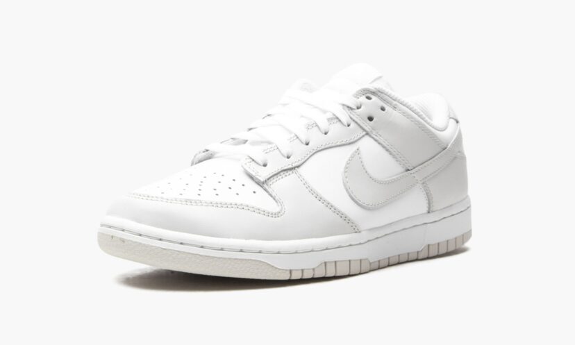 Nike Dunk Low WMNS Photon Dust