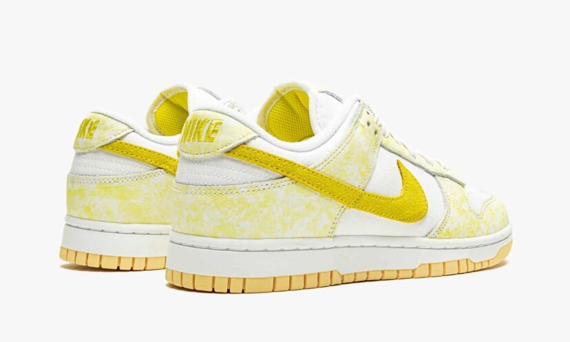 Nike Dunk Low Yellow Strike (W)