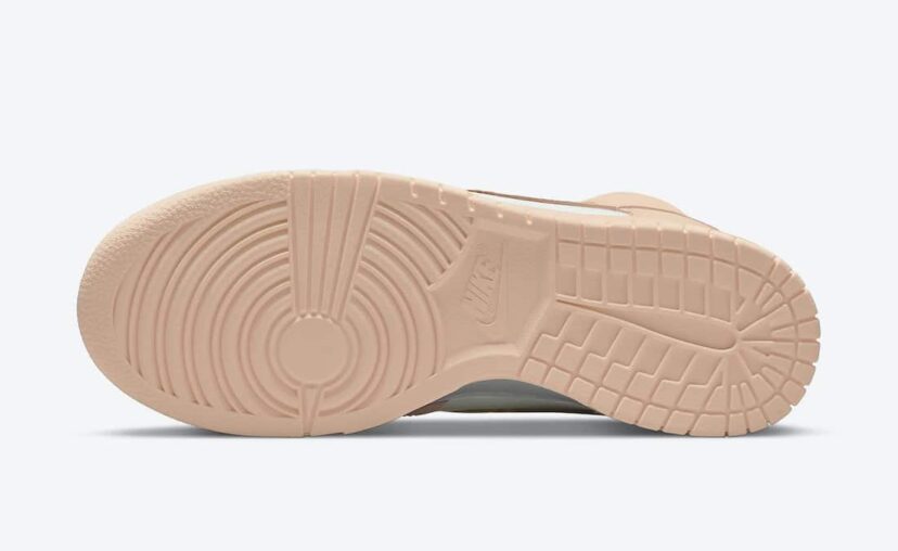 Dunk High WMNS Sail Crimson Tint
