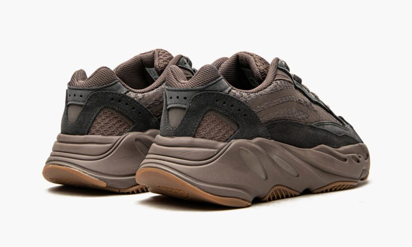 Yeezy Boost 700 V2 ‘Mauve’