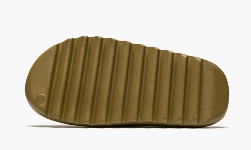 Yeezy Slide ‘Core’