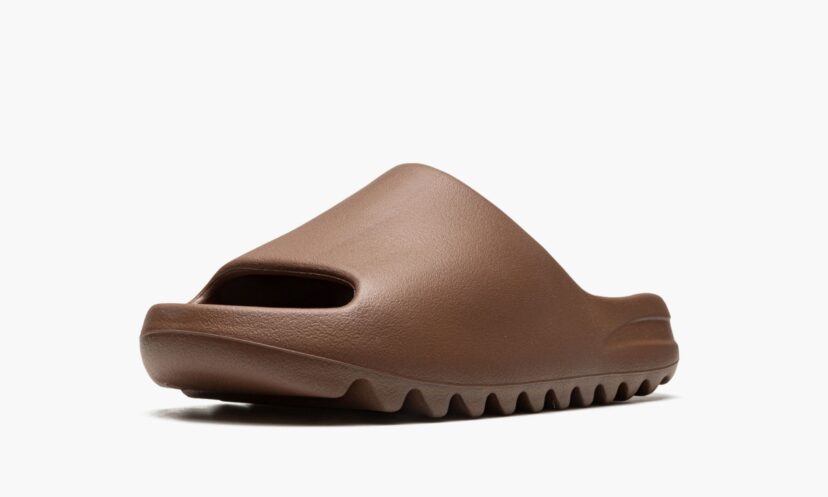 Yeezy Slide ‘Flax’