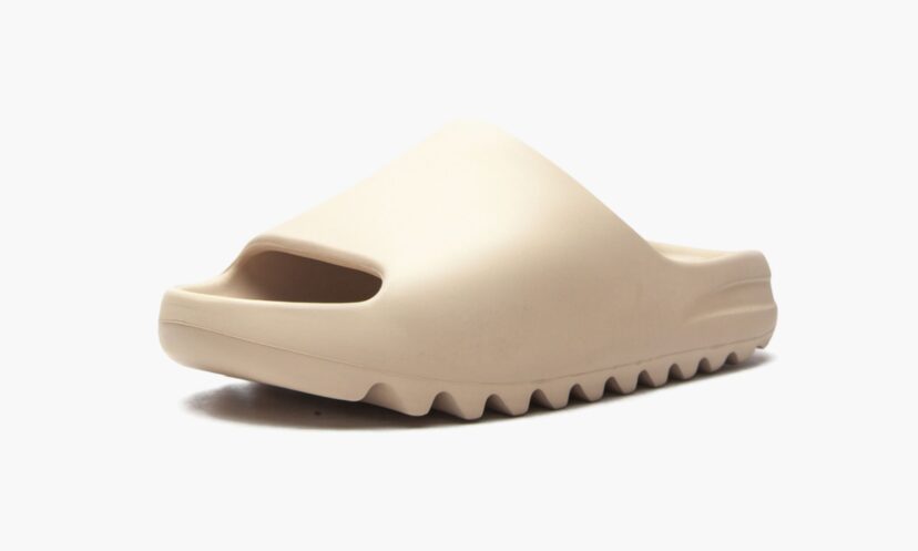 Yeezy Slide ‘Pure – 2021’