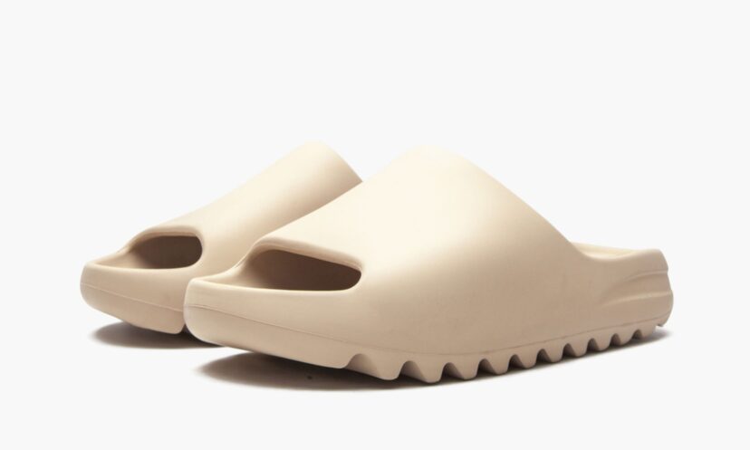 Yeezy Slide ‘Pure – 2021’