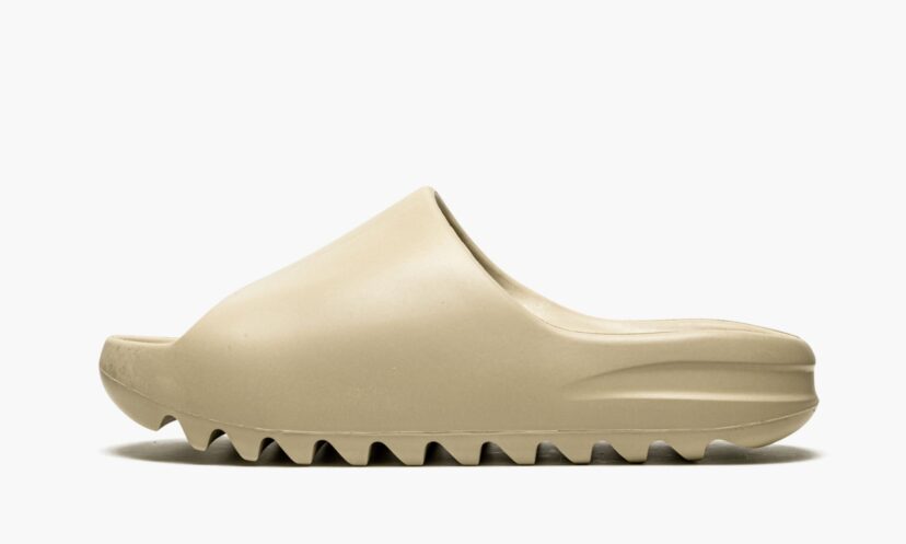 Yeezy Slide ‘Pure’