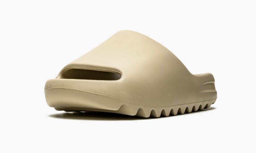 Yeezy Slide ‘Pure’