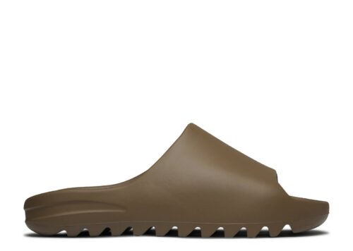 Yeezy Slides ‘Earth Brown’ – FV8425
