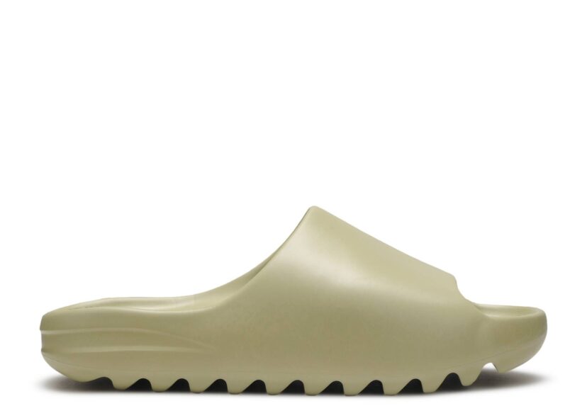 Yeezy Slides ‘Resin’ – FX0494